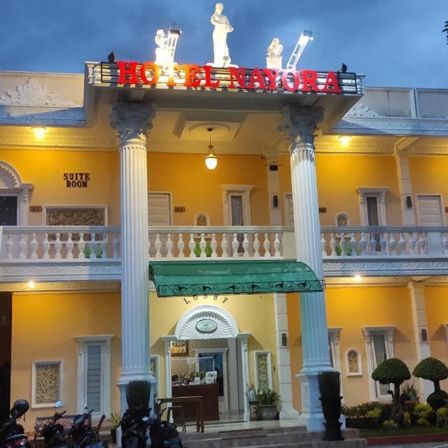 Hotel Nayora Prabumulih Perabumulih Kültér fotó
